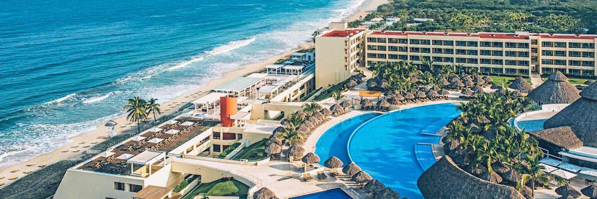 Sunwing Vacations Resort Credits at Iberostar Selection Playa Mita in Mexico - background banner